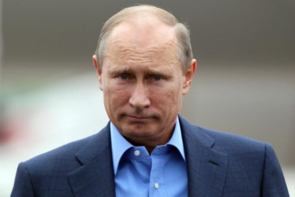 La polémica estrategia de Rusia para aumentar la natalidad: ¿dinero para adolescentes embarazadas?