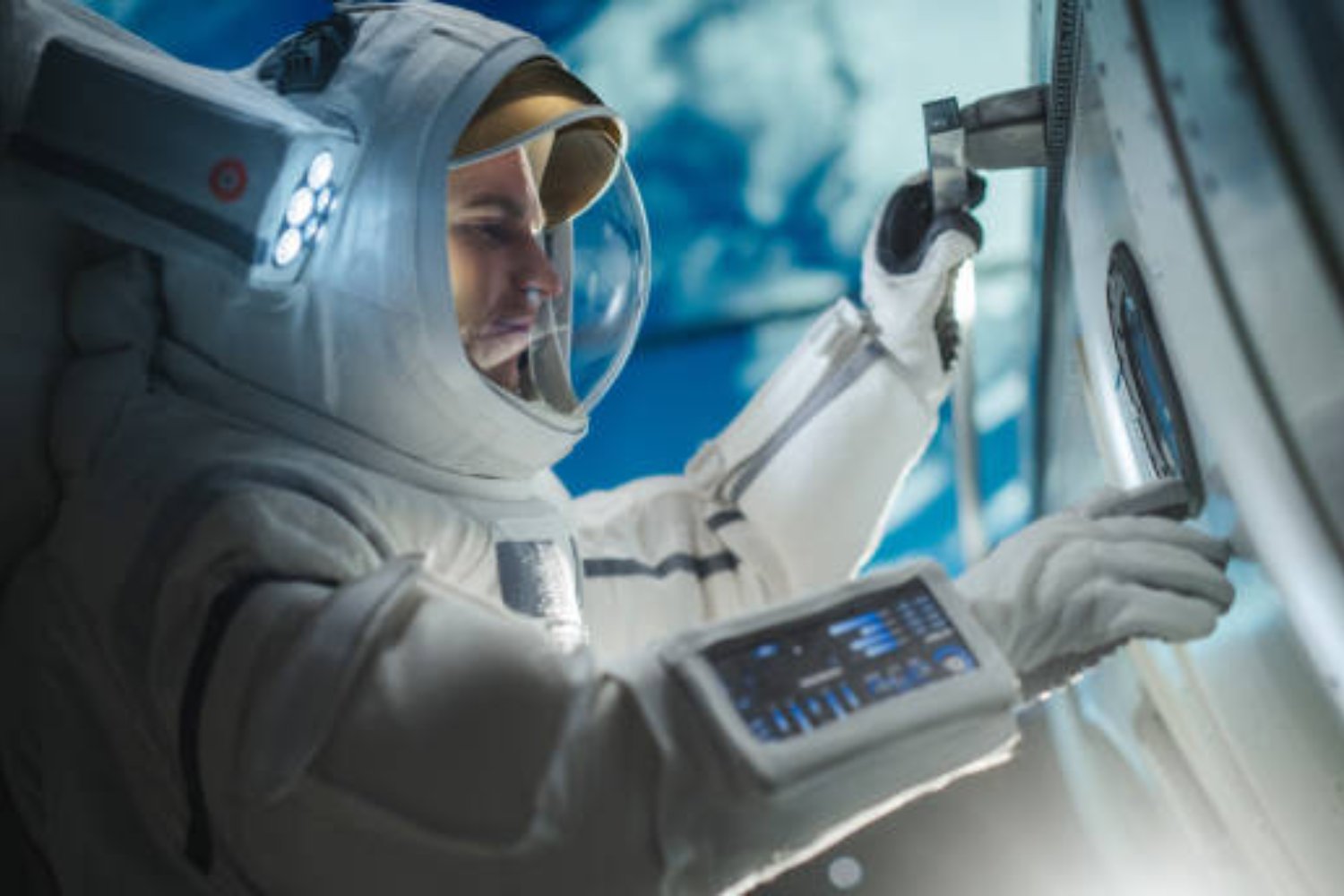 Enfermarse en el espacio: el mayor desafío para los astronautas lejos de la Tierra