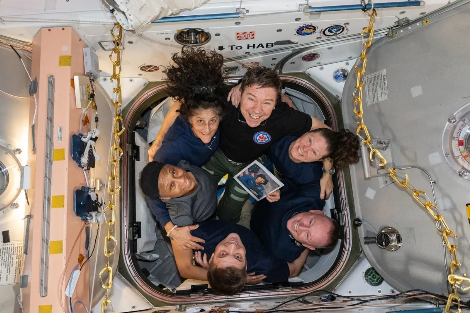 Enfermarse en el espacio: el mayor desafío para los astronautas lejos de la Tierra