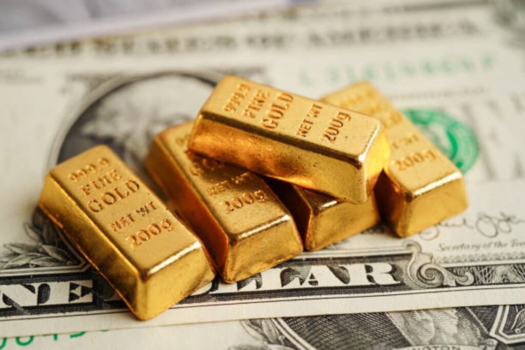 El precio del oro sube con fuerza: ¿cómo influyen los nuevos aranceles de Trump?