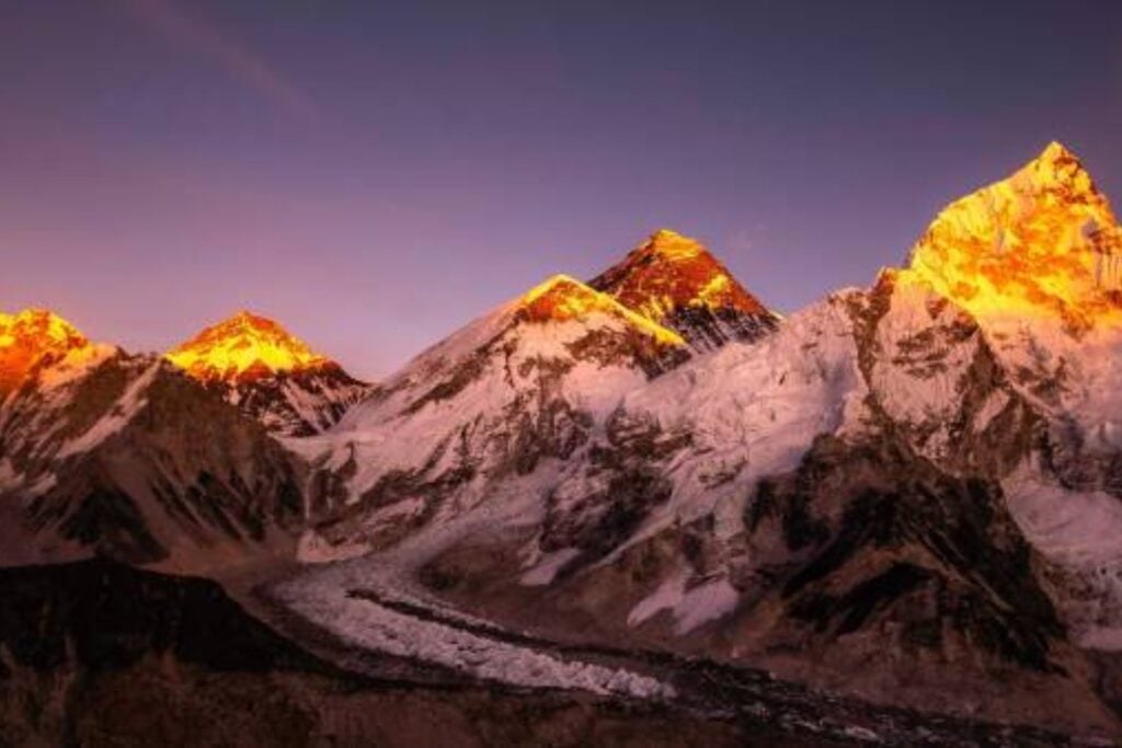 Lo que yace bajo nuestros pies: descubren montañas ocultas más altas que el Everest