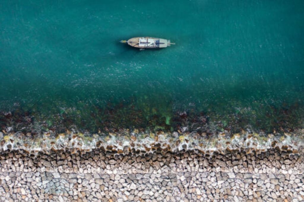 China sorprende con una estación submarina que podría cambiar la energía para siempre