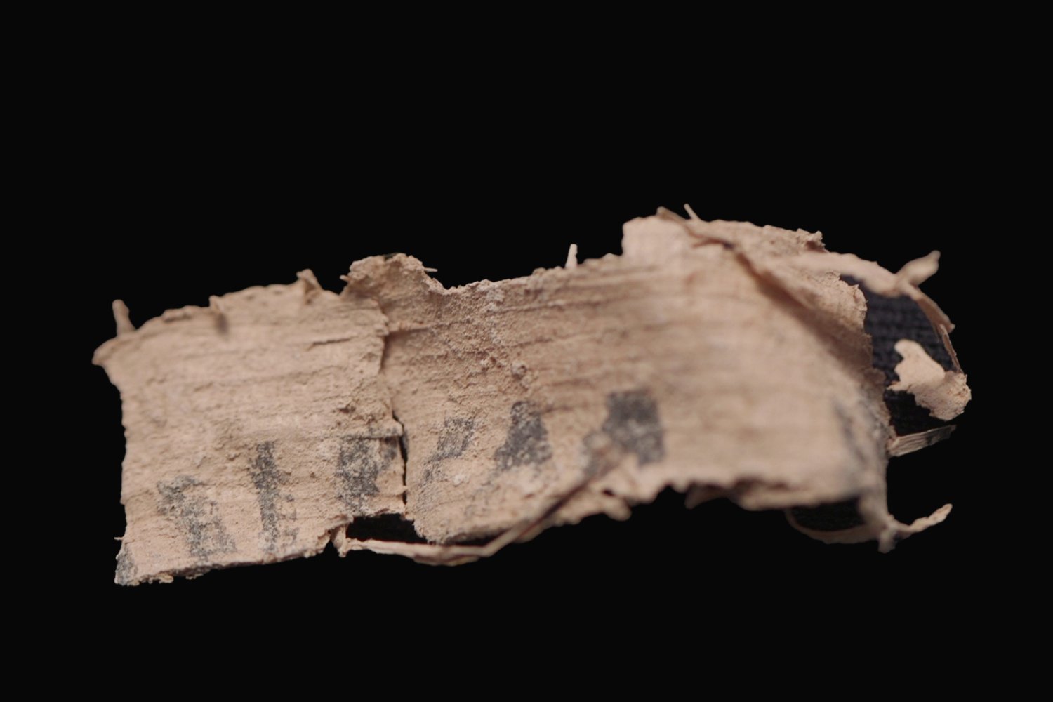 ¿Qué oculta la pirámide perdida en el desierto de Judea? Un descubrimiento que reescribe la historia