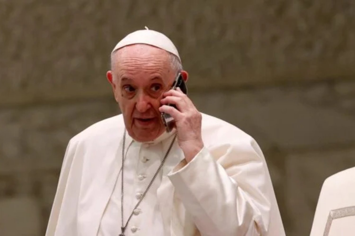 La señal más enigmática del Vaticano: ¿El papa Francisco desafía los rumores de renuncia?