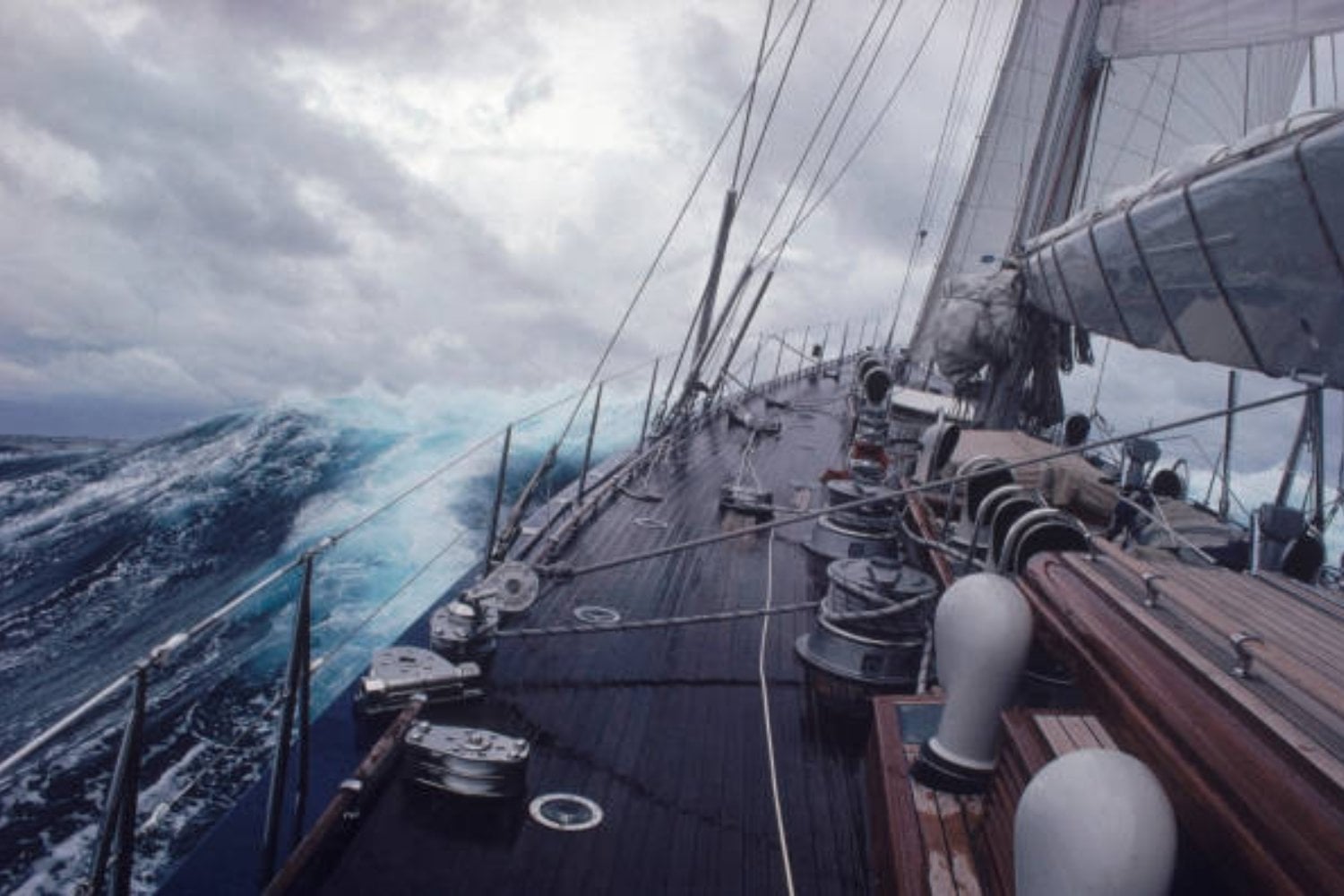 Japón deja atrás la caza de ballenas y se lanza a conquistar algo mucho más grande