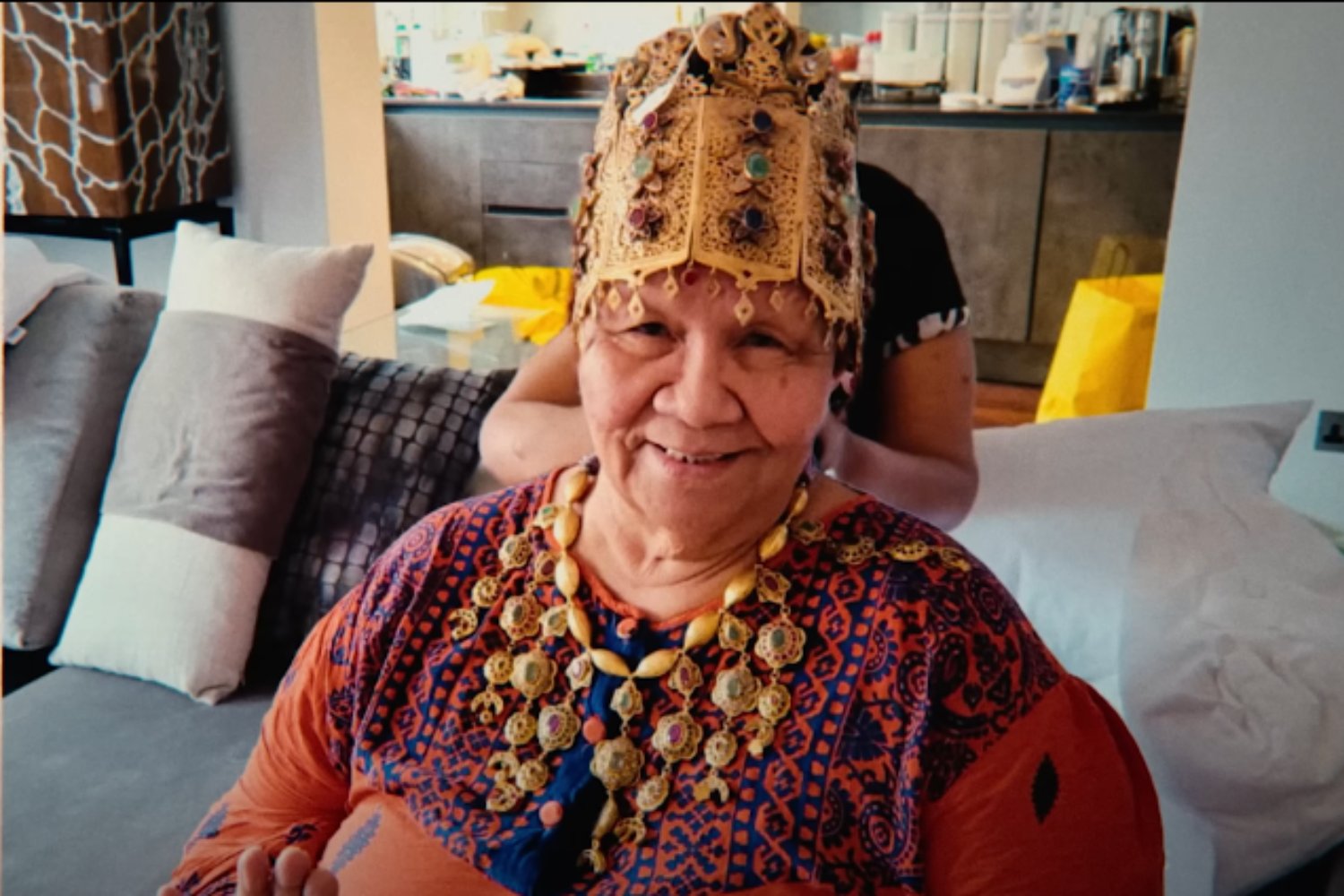Madre De Las Estafas