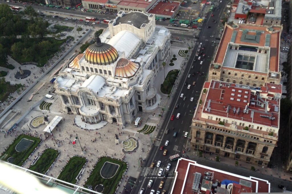 ¿Por qué México es uno de los países más felices? Lo que revela la psicología sobre la verdadera felicidad