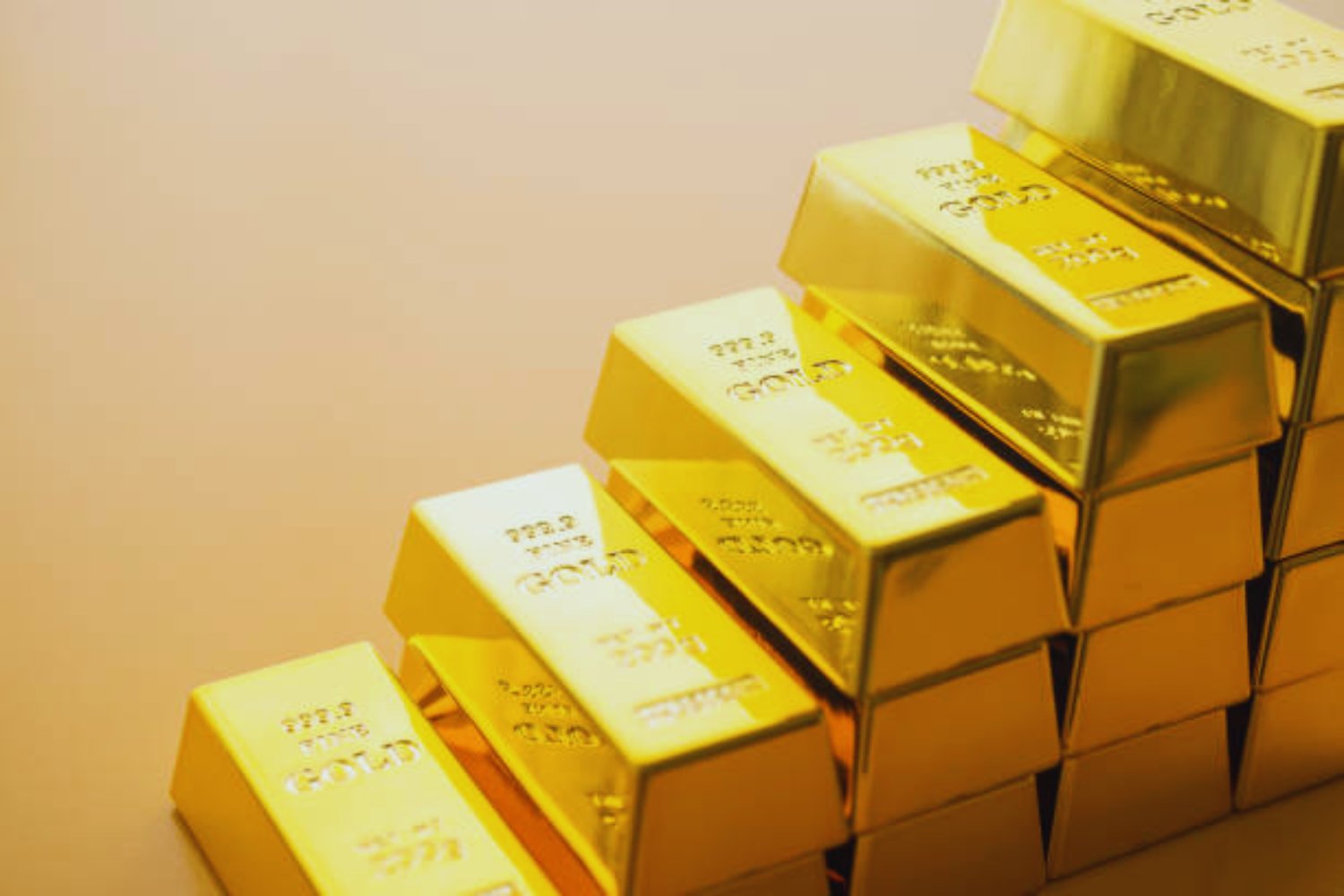 El imparable ascenso del oro: por qué superó los u$s3.500 y podría ir aún más lejos