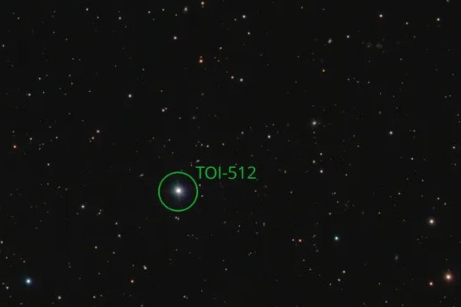 El planeta que casi fue otro: pistas sobre una atmósfera perdida a 218 años luz