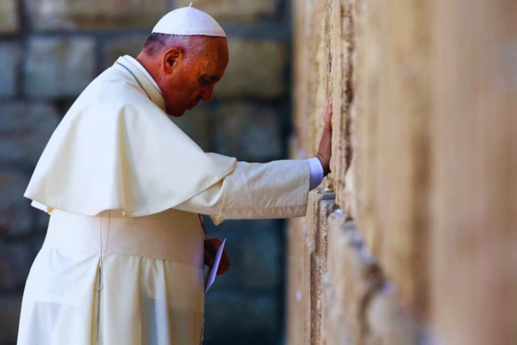El viaje que nunca fue: el anhelo inconcluso del papa Francisco
