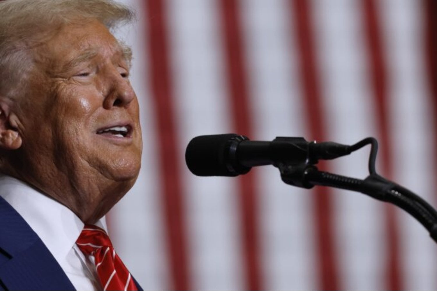 Alerta por privacidad: el polémico pedido de Trump que pone en riesgo los datos de los mexicanos