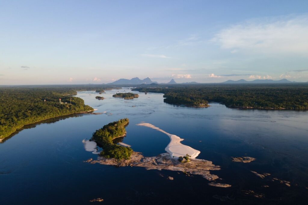 rio mas ancho
