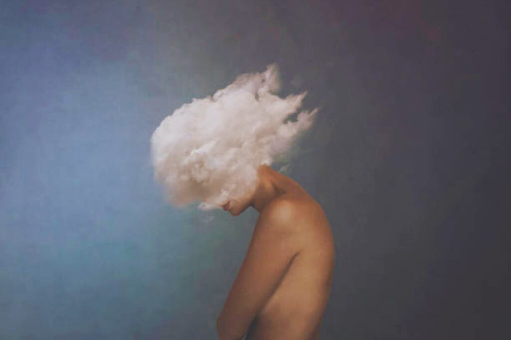 Cuando la mente se apaga sin avisar: el fenómeno que intriga a los científicos y revela secretos de tu salud mental
