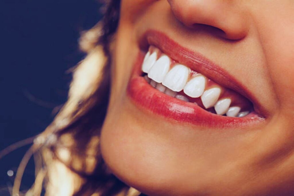 DiseñoUn paso hacia el fin de los implantes: Científicos logran cultivar dientes humanos en laboratorio