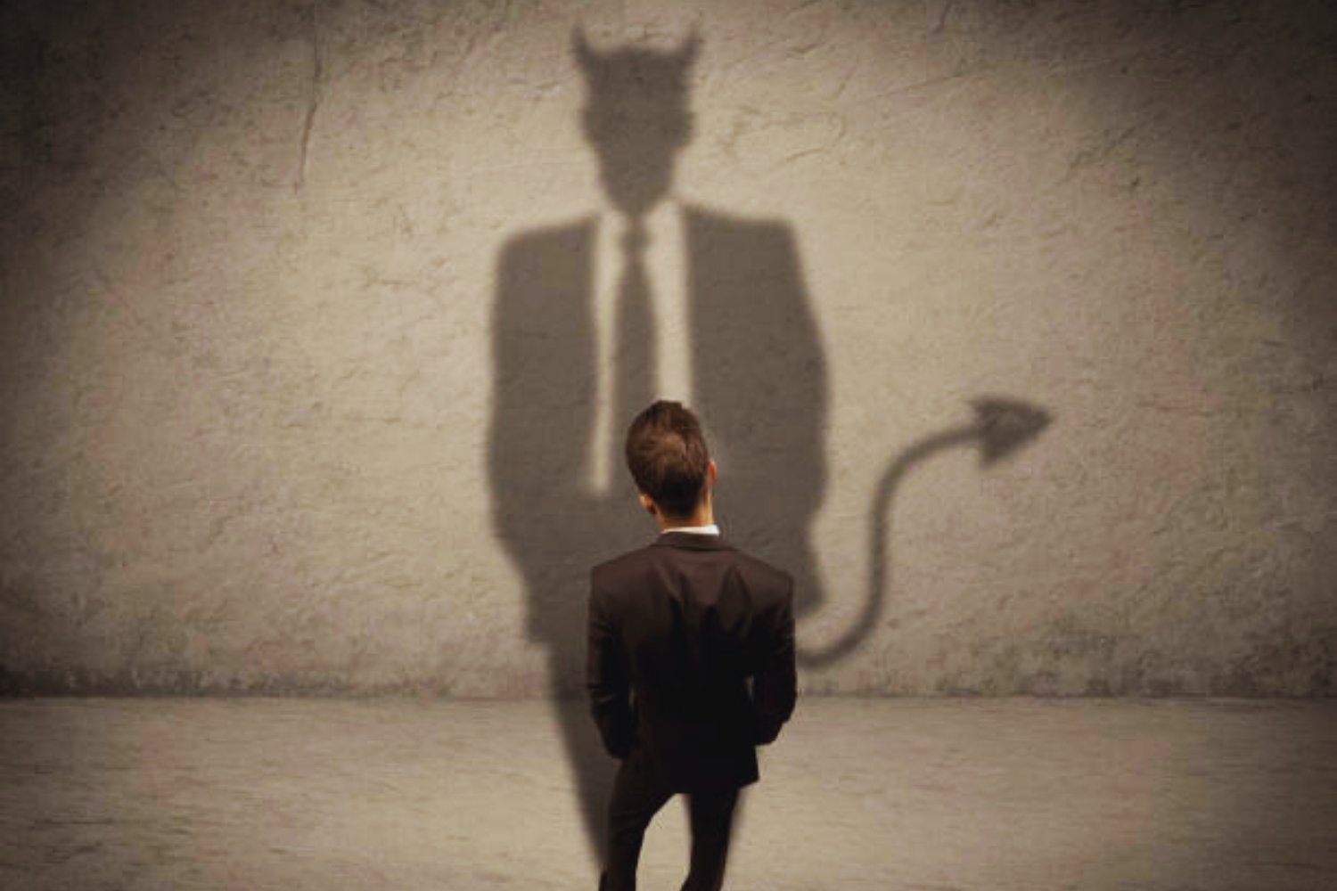 Detectar a alguien malo y peligroso nunca fue tan fácil: La señal silenciosa que revela su verdadera cara