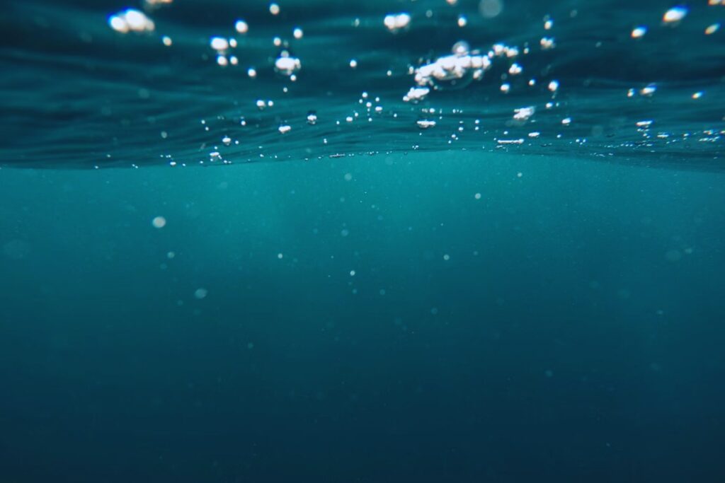 Estados Unidos apuesta por una solución inesperada para salvar agua y generar energía: El impacto podría ser mucho mayor de lo esperado