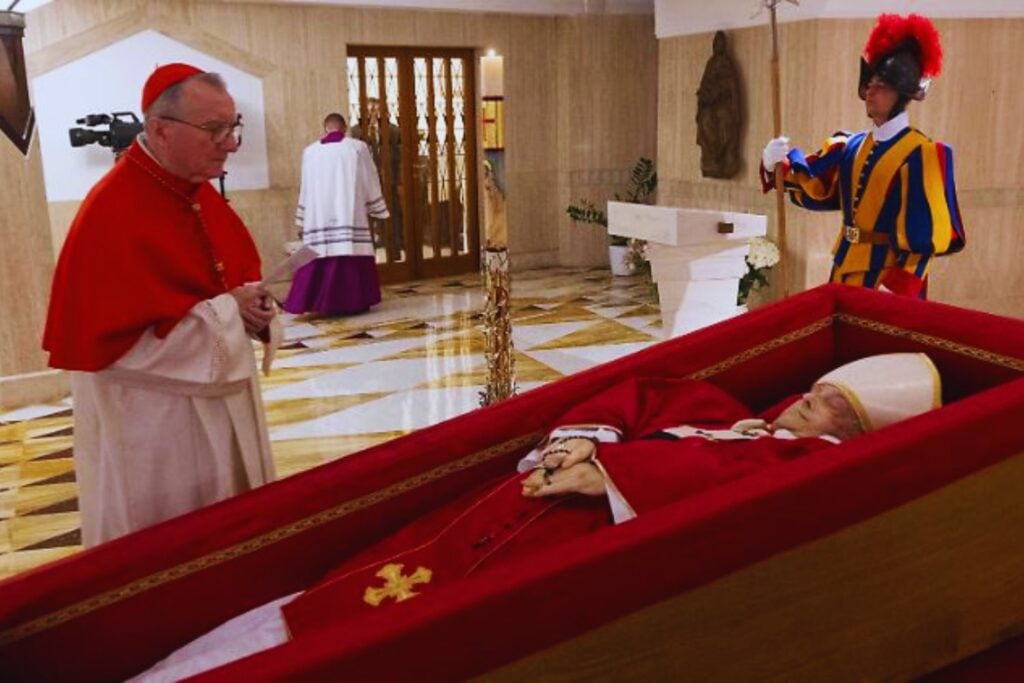 El Vaticano se despide en silencio: el último deseo del Papa conmueve al mundo