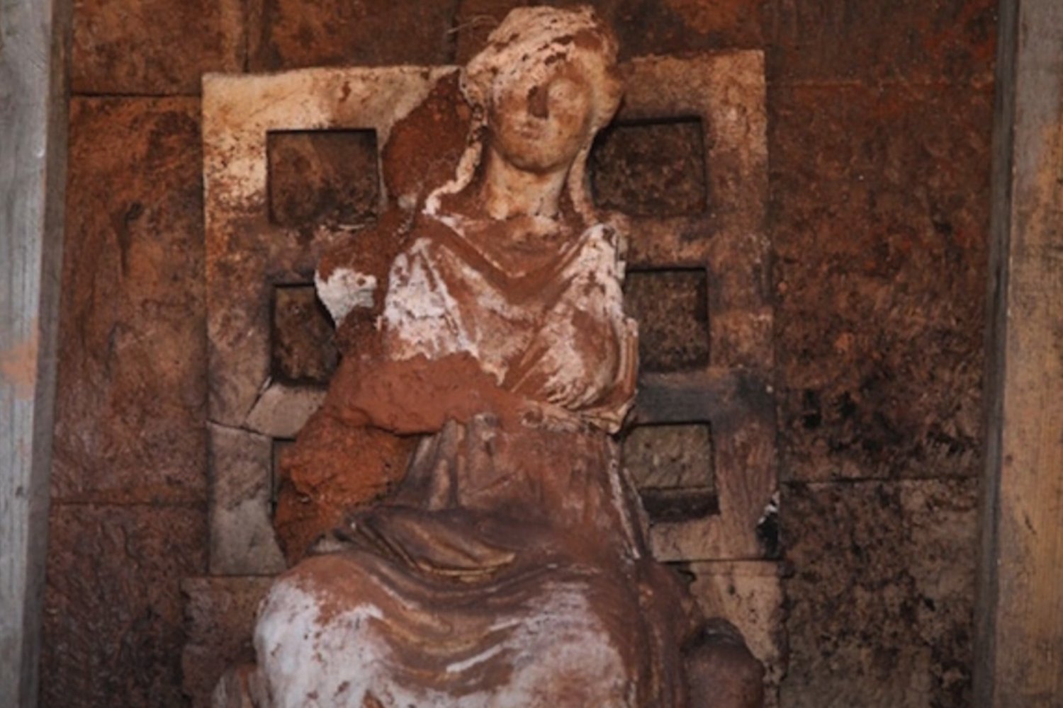 Estatua En Turquia Culto A Diosa Madre