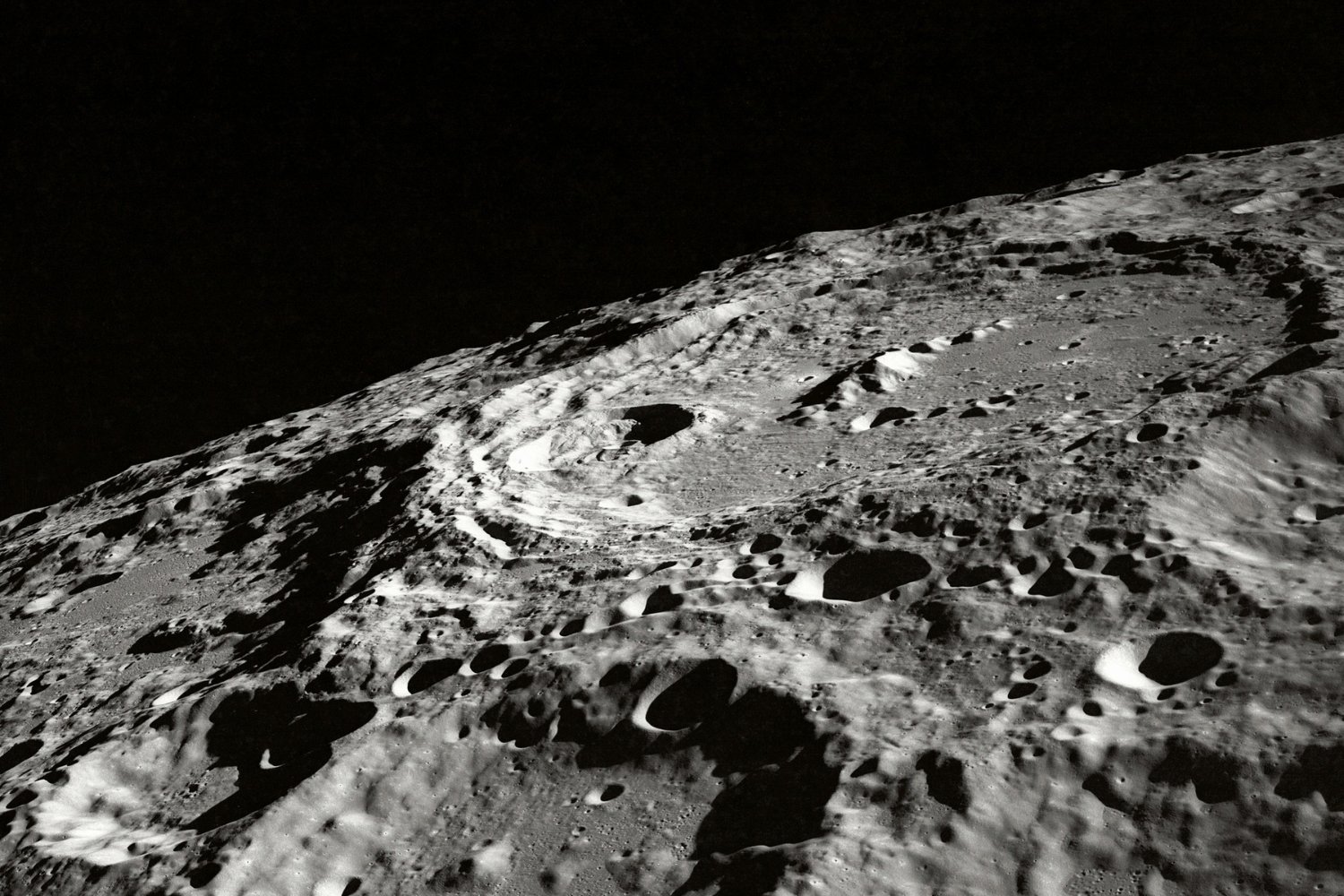 Hielo Lunar En Agua Potable Invento Britanico