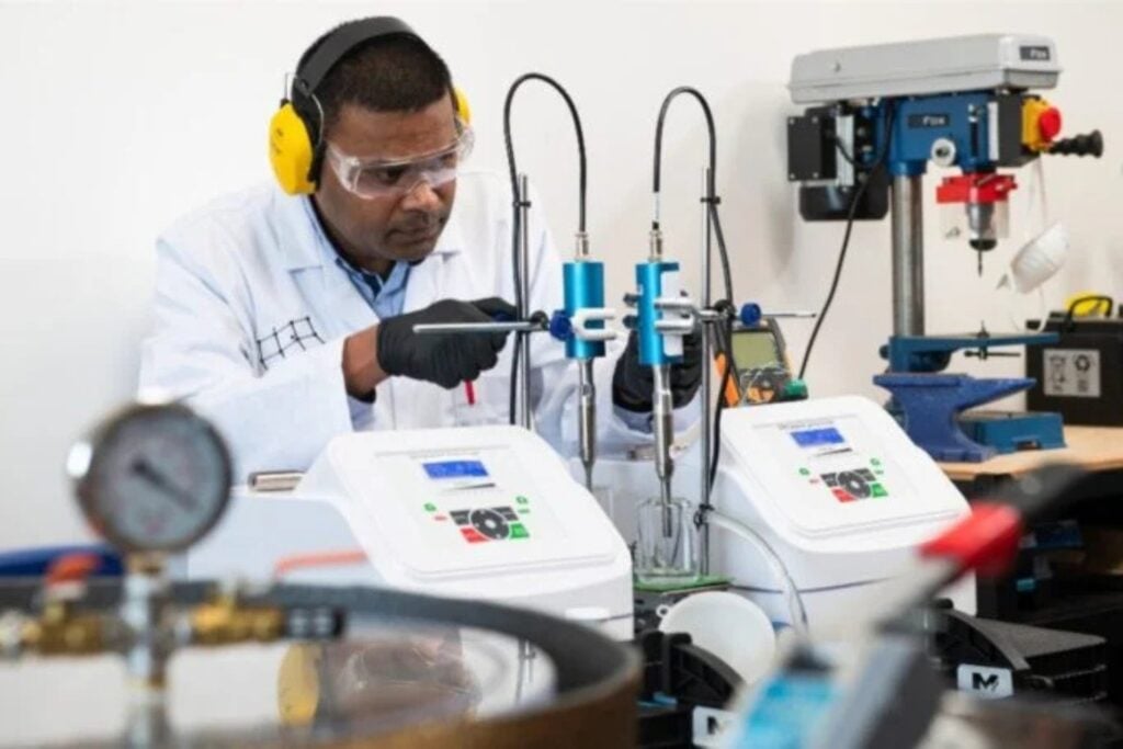 Hielo Lunar En Agua Potable Invento Britanico