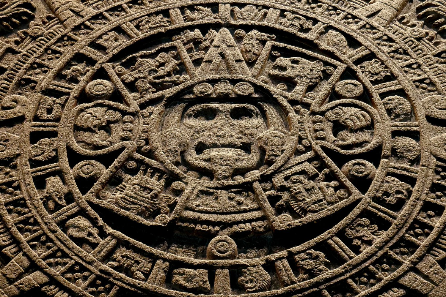 La Desigualdad Economica En Los Imperios