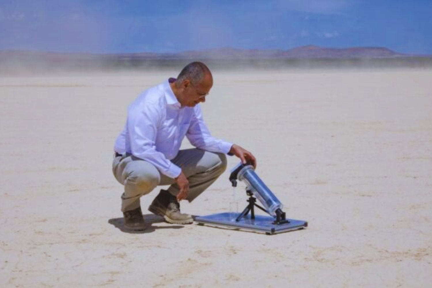 El invento que bebe del aire: crean un dispositivo que podría resolver la escasez de agua en el mundo