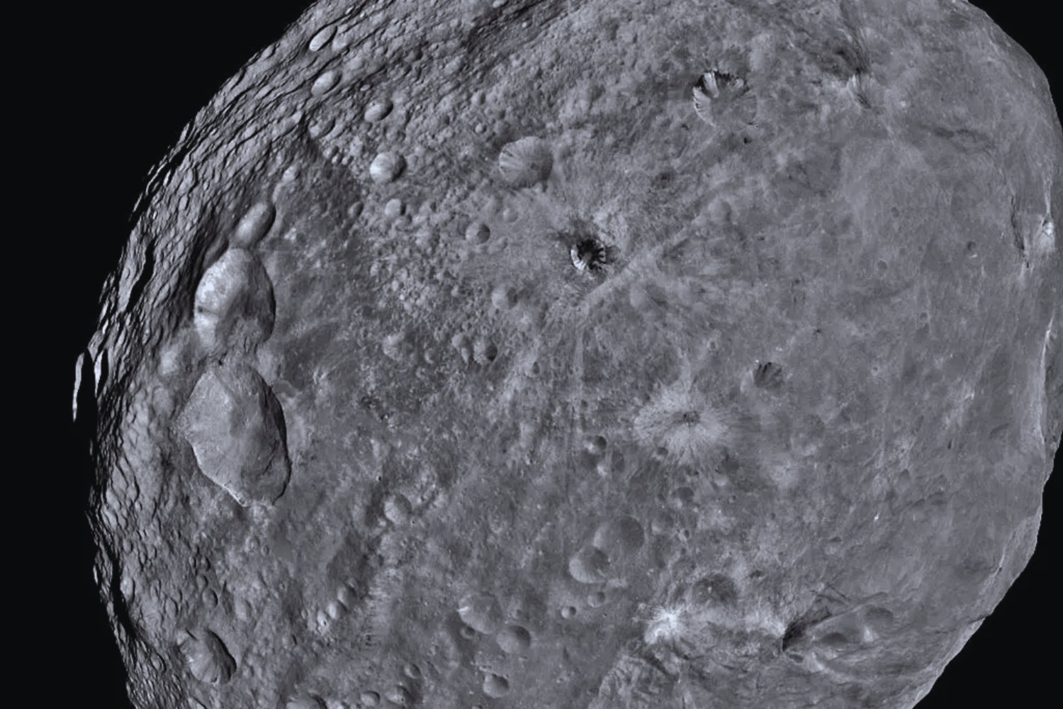 Rayos X desde el espacio: cómo la NASA explora el interior de la Luna sin aterrizar en ella