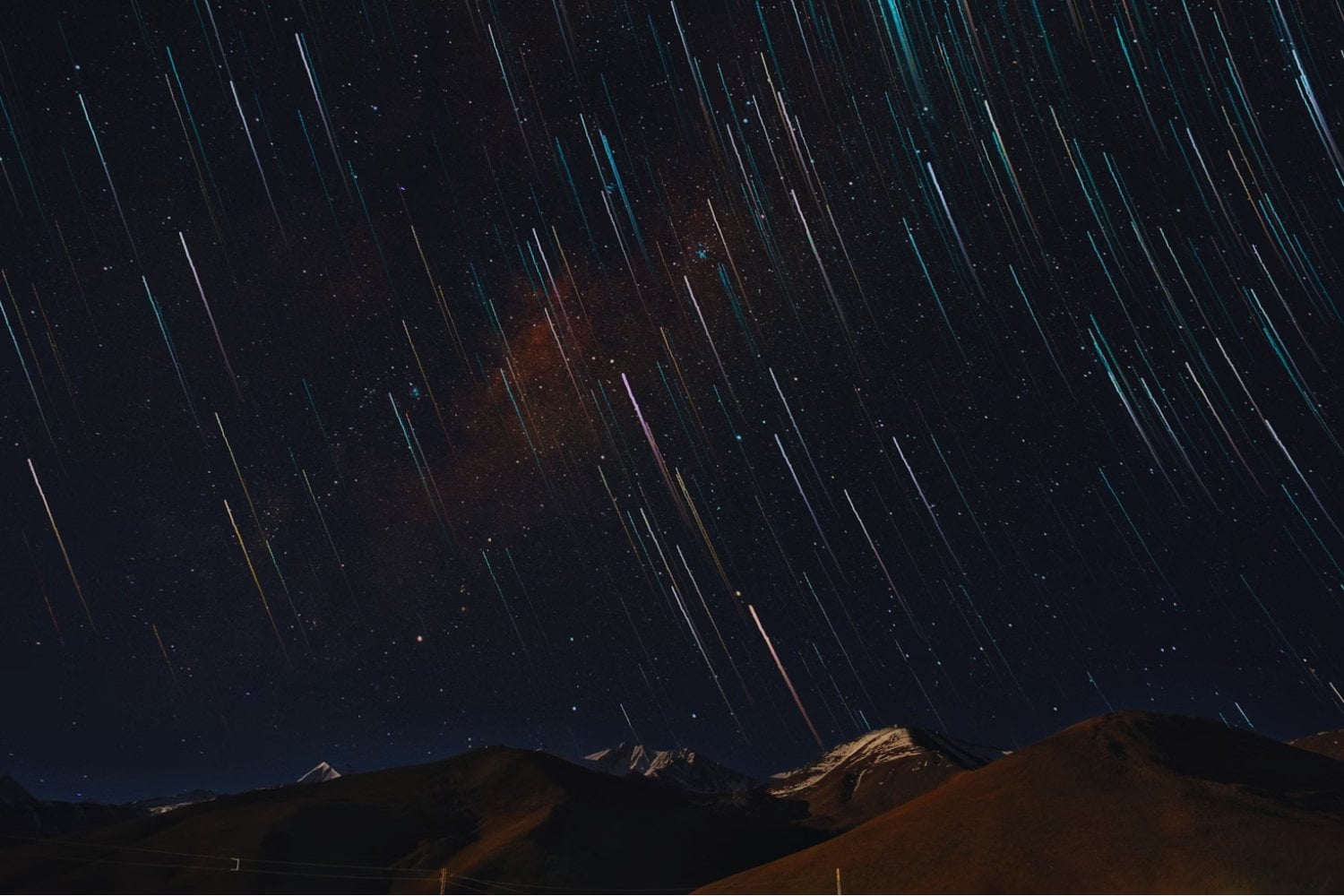 ¿Una señal de vida? El Telescopio James Webb detecta hielo en un sistema solar sorprendentemente parecido al nuestro