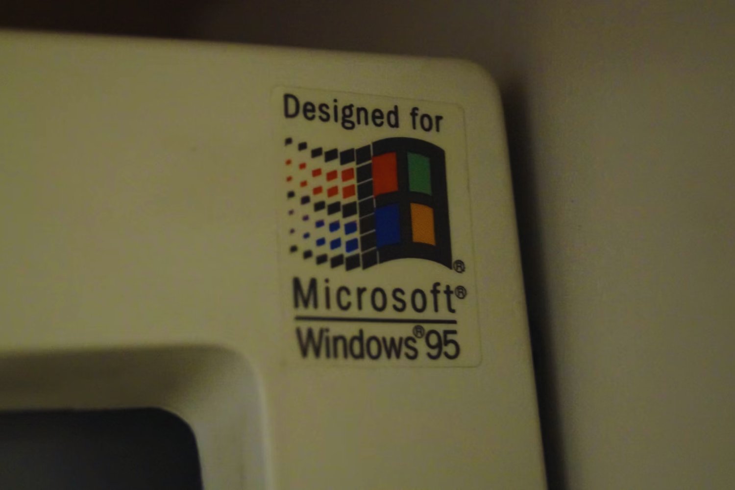 El software que nunca muere: cómo Microsoft convirtió sus viejos sistemas en la base invisible del mundo moderno