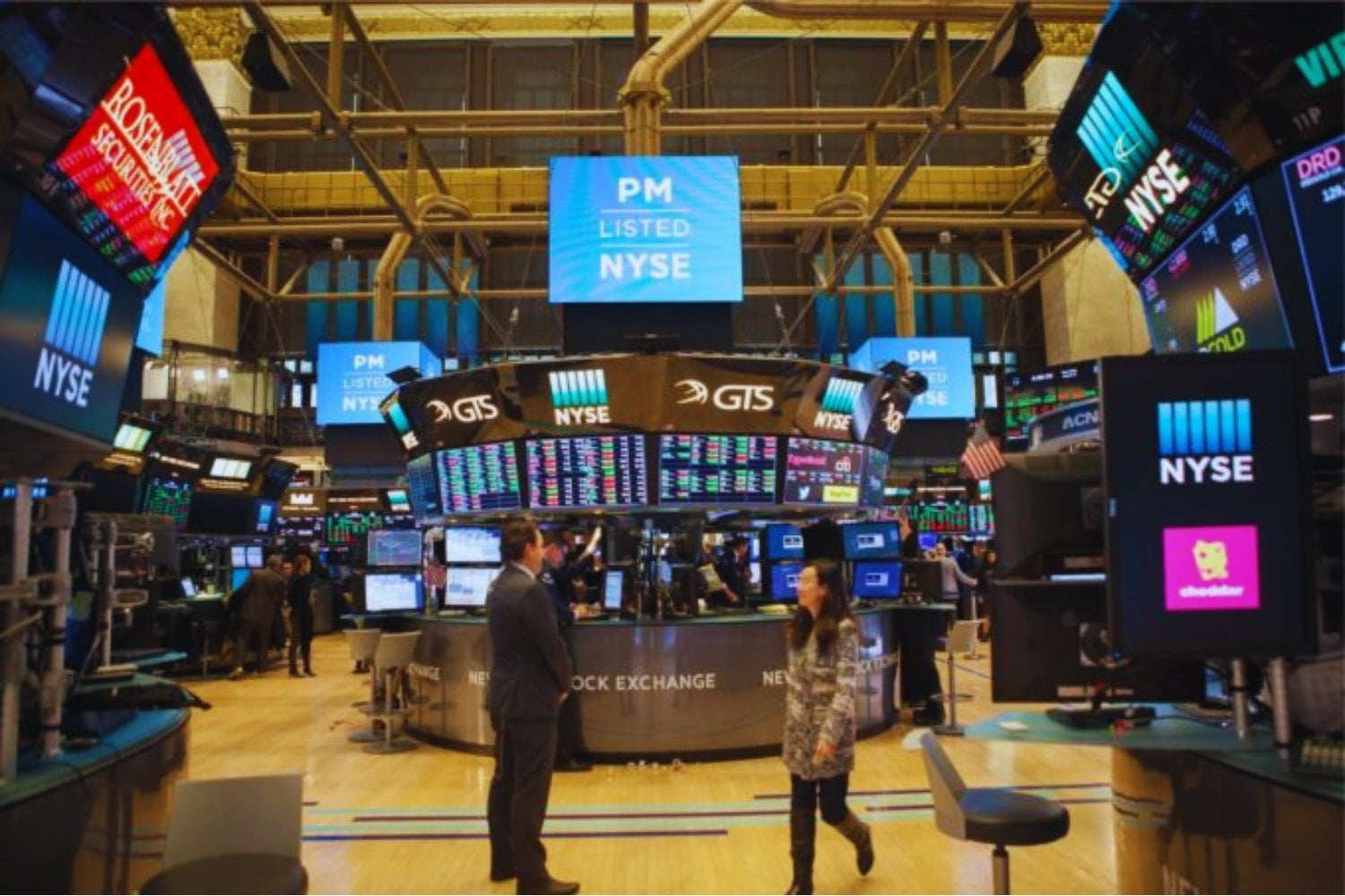 Lo que desató el caos: la amenaza que sacudió a Wall Street y puso en jaque a Apple