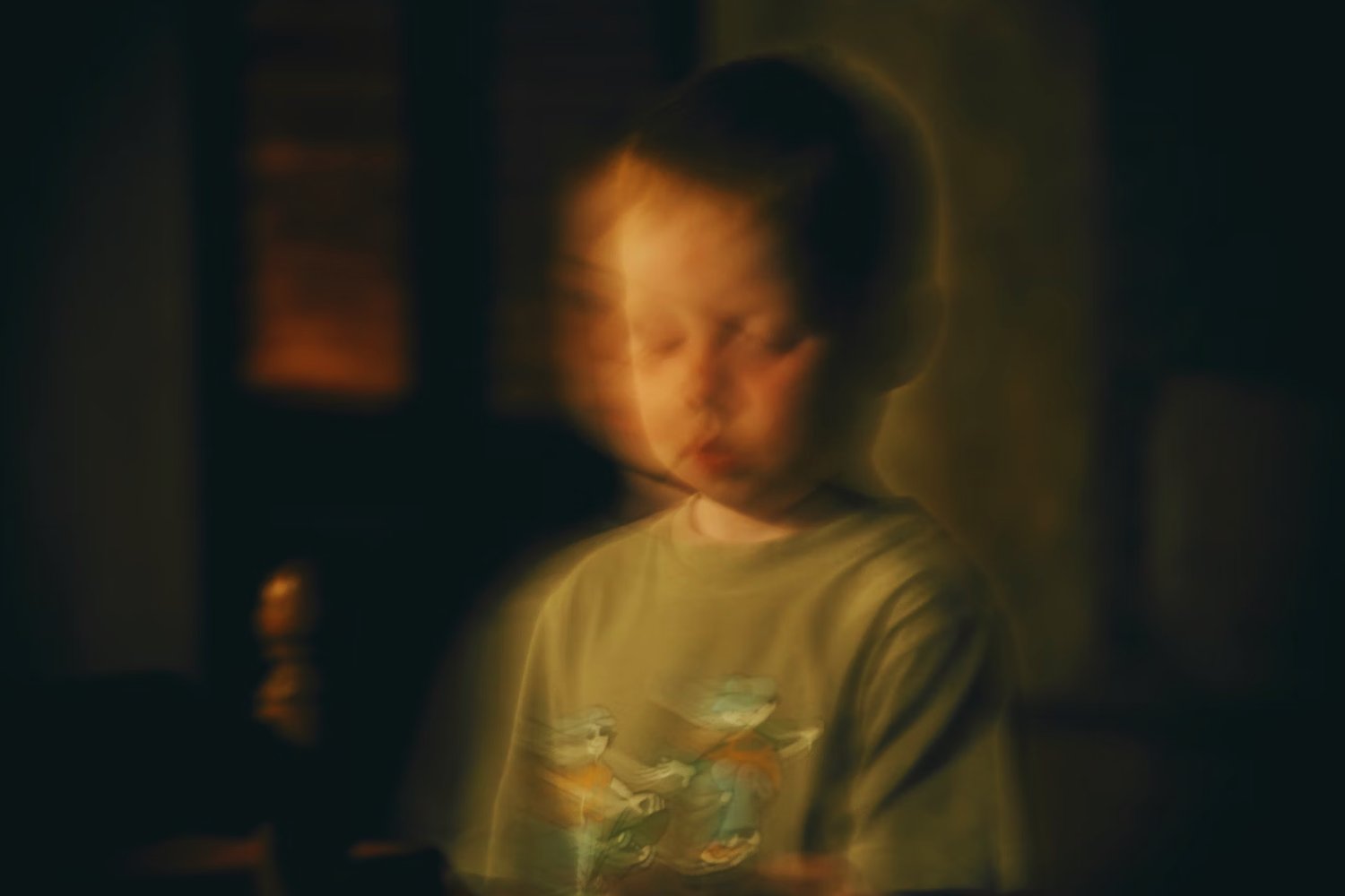 Lo que más marca a un niño no es el bullying: descubre el trauma silencioso que deja huellas profundas