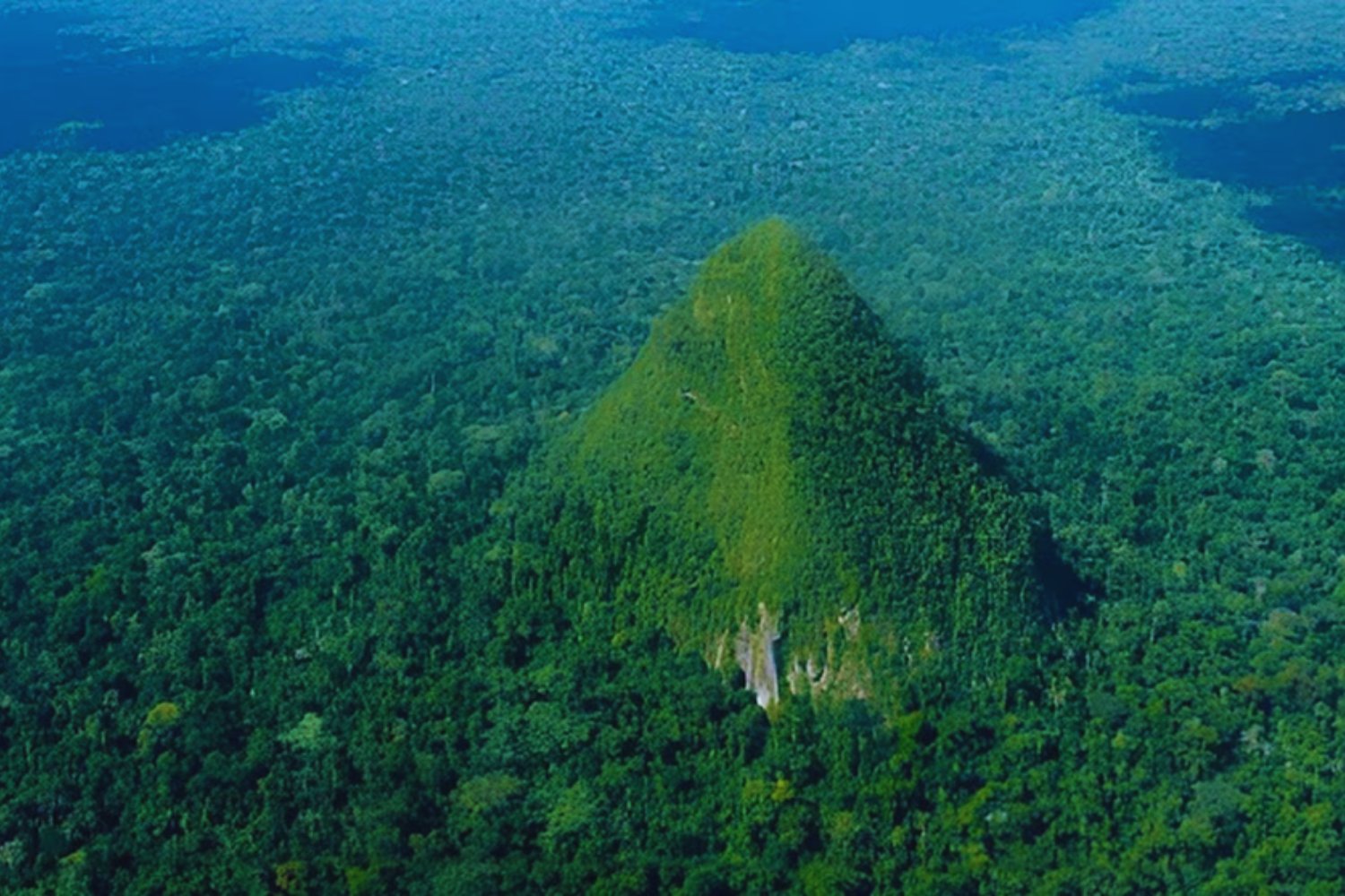 ¿Qué es esta forma? nadie tiene la respuesta sobre el misterioso cono del Amazonas