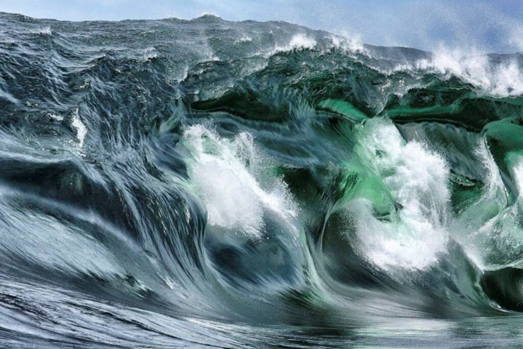 Panorama inquietante: desde el espacio detectan olas colosales propagándose por ríos de EE.UU.