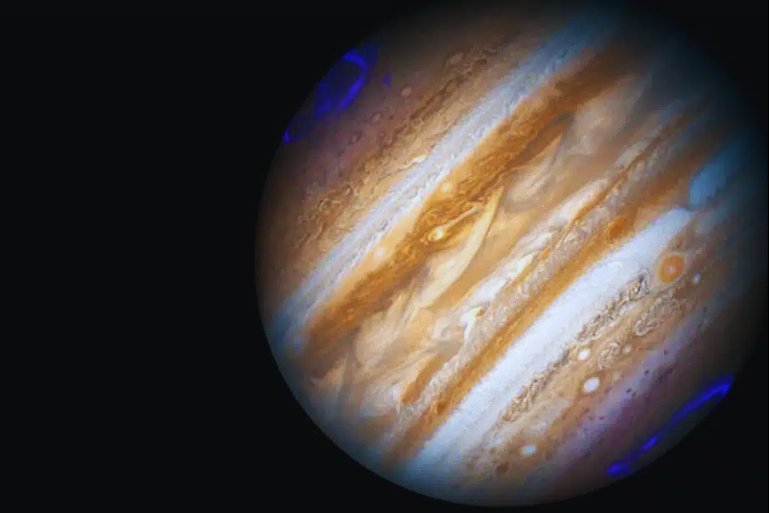 El misterio de las auroras de Júpiter: dos telescopios, una misma noche y señales contradictorias