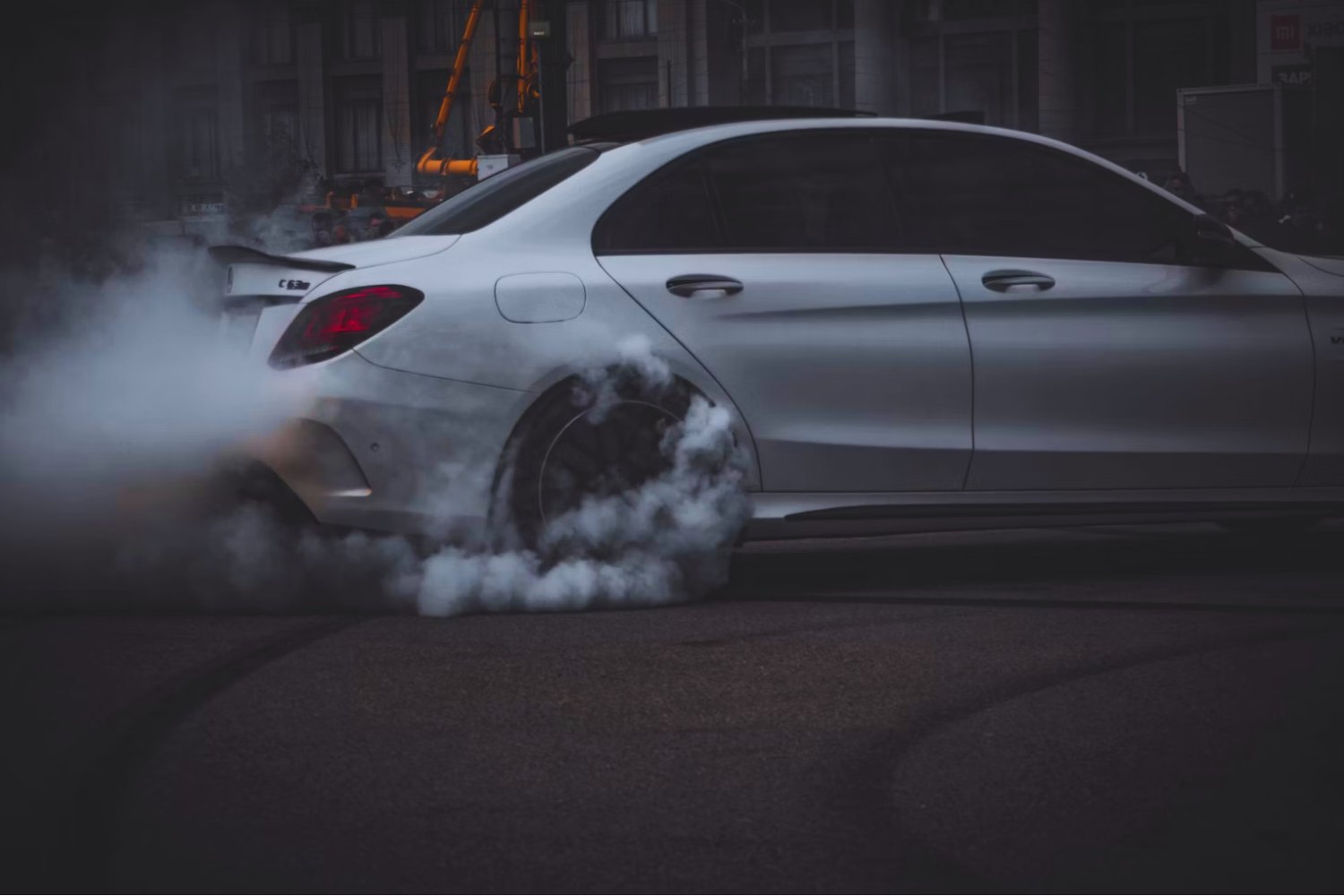 Ya hay una fecha para el fin de los coches de combustión: el mundo acelera hacia su desaparición