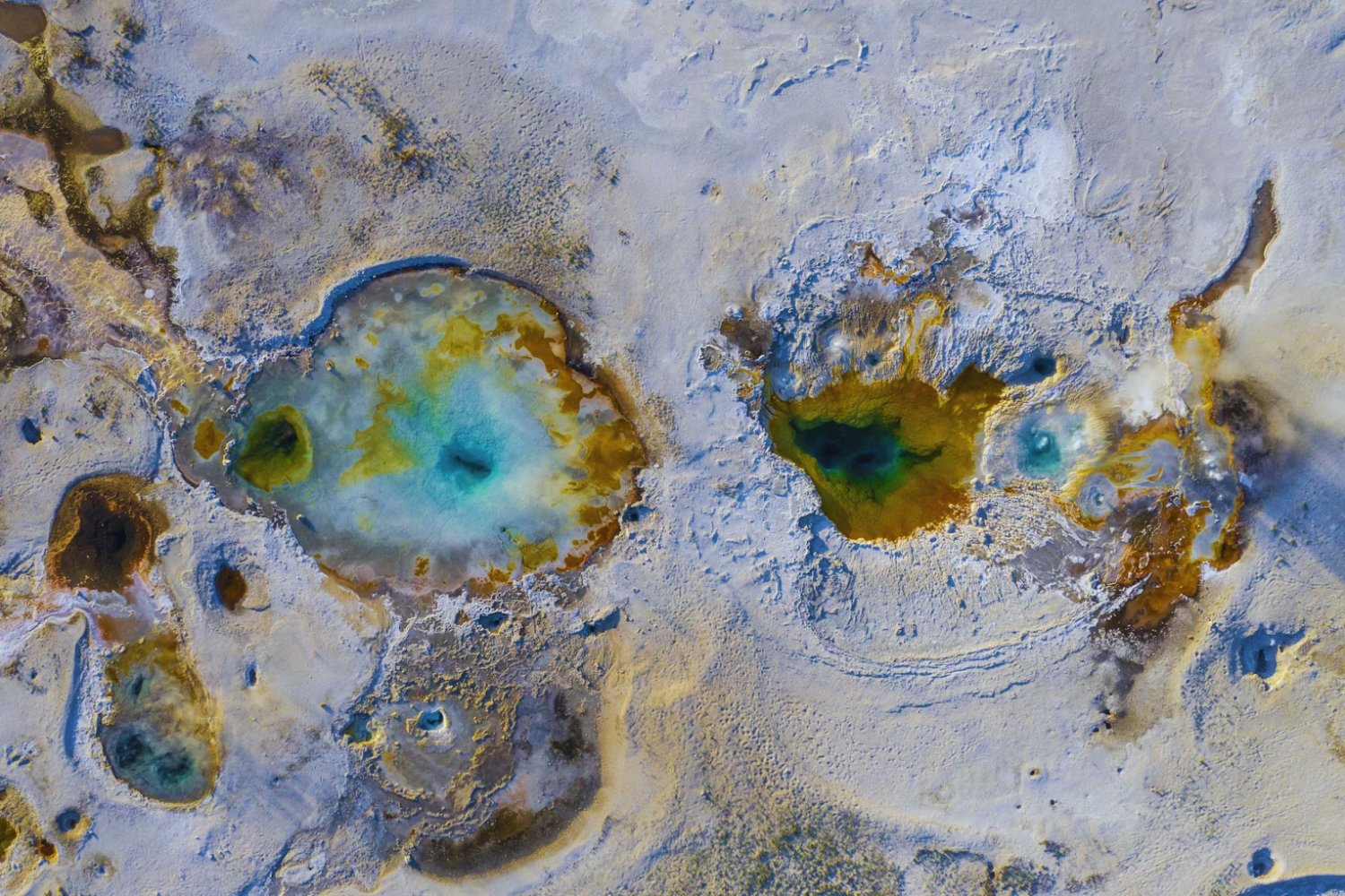 El hallazgo oculto bajo Yellowstone que podría estar conteniendo el desastre del milenio