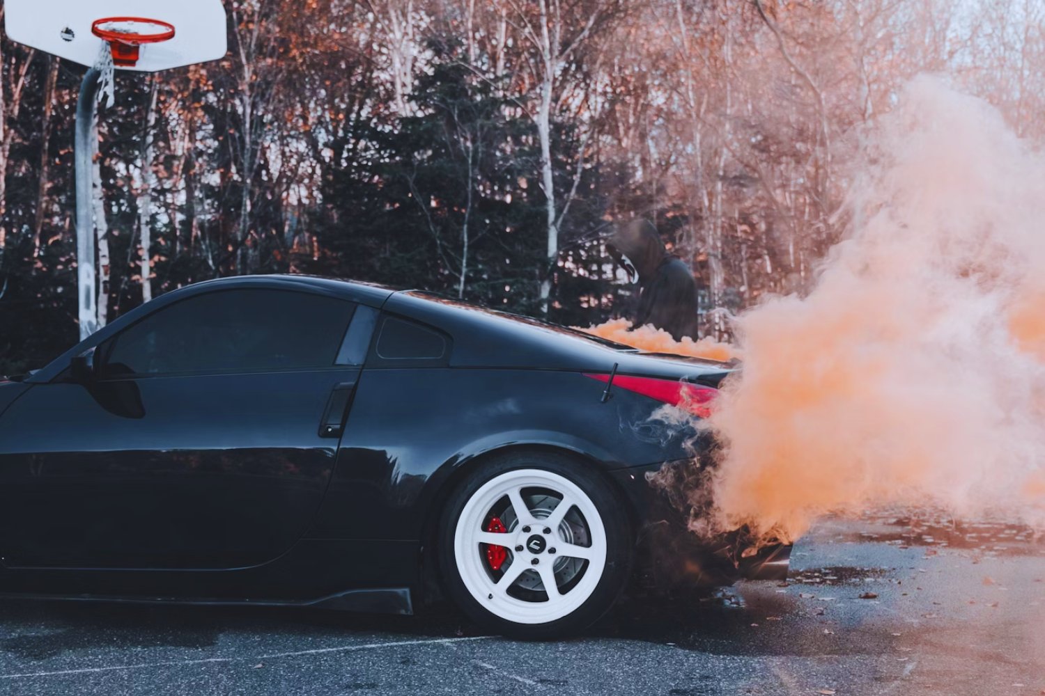 Ya hay una fecha para el fin de los coches de combustión: el mundo acelera hacia su desaparición