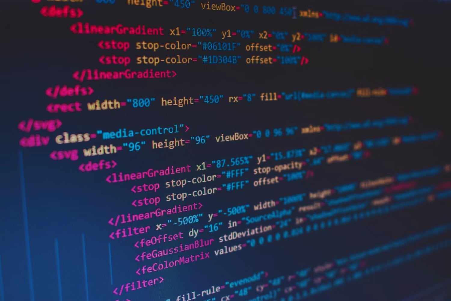 ¿Quieres hacerle frente a la IA y ganar más como programador? Estos lenguajes te abrirán todas las puertas