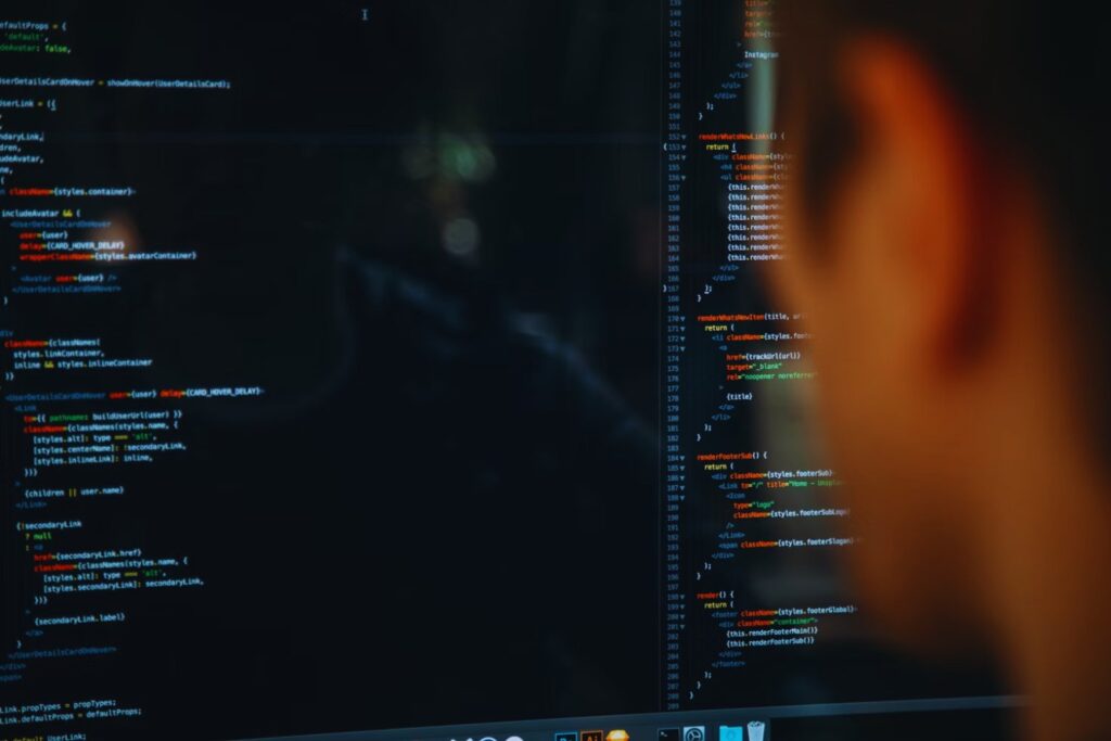 ¿Quieres hacerle frente a la IA y ganar más como programador? Estos lenguajes te abrirán todas las puertas