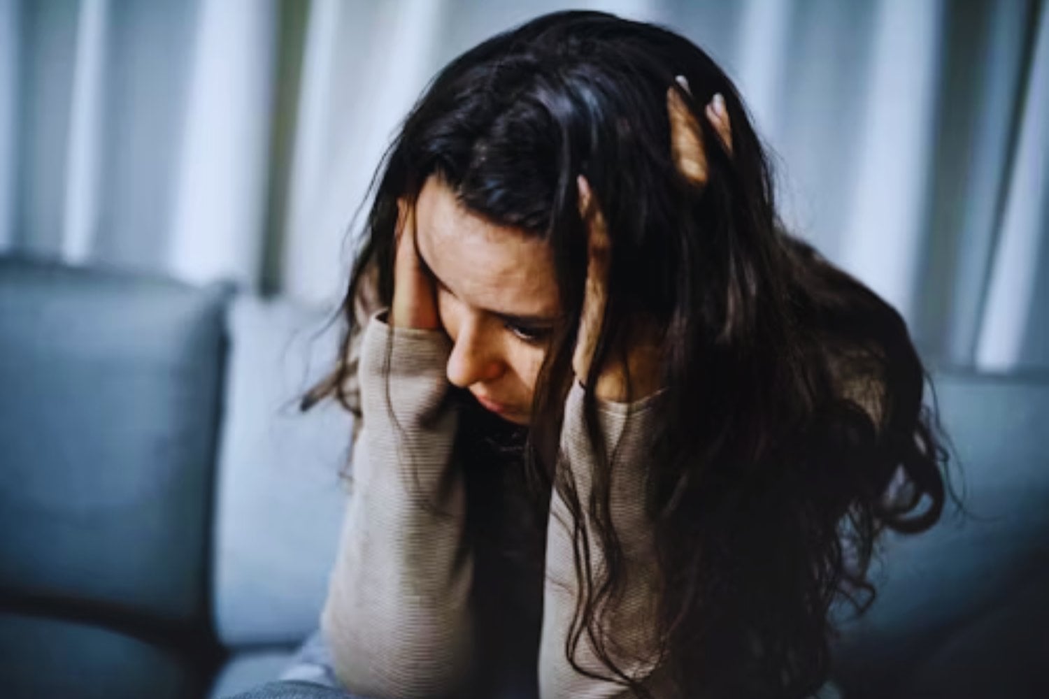 Las cicatrices invisibles: señales adultas de una infancia infeliz que casi nadie nota