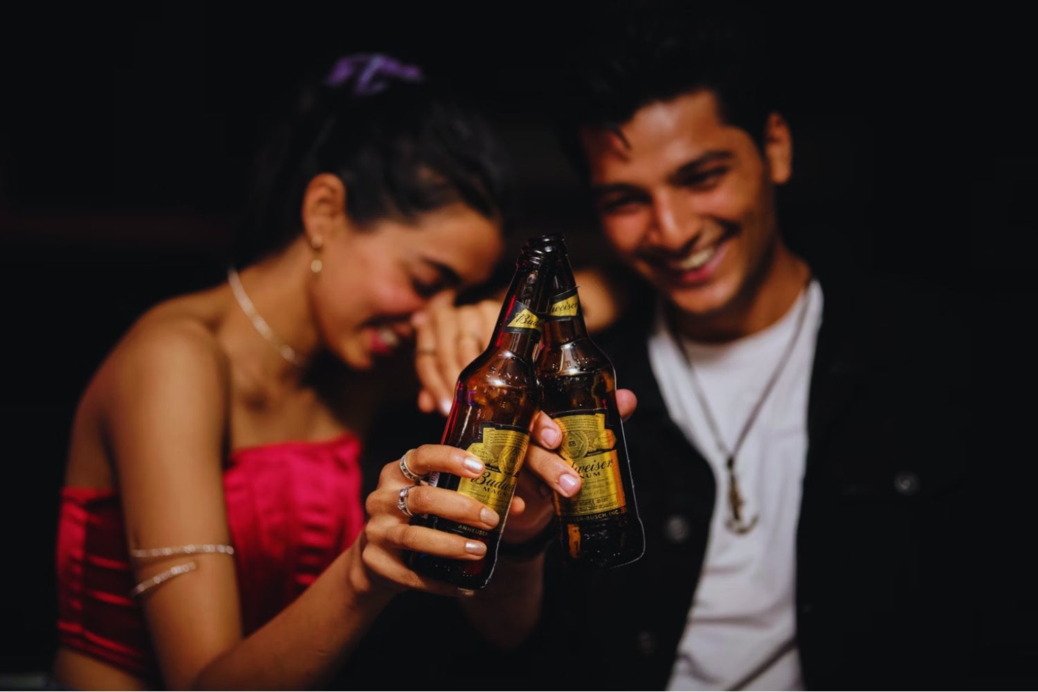 El hábito inesperado que mejora las relaciones: por qué beber cerveza en pareja puede fortalecer el amor