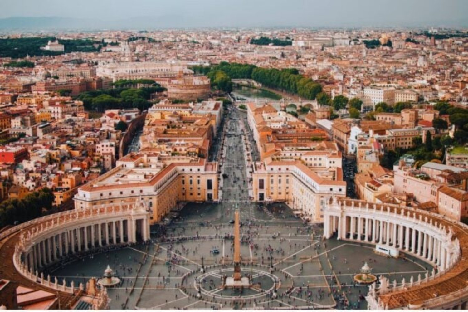 El Vaticano enfrenta un déficit de 2.000 millones: Leo XIV hereda las finanzas al borde del colapso