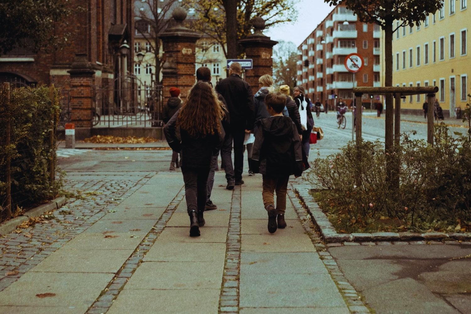 Una amenaza invisible en los colegios: lo que el aire revela sobre la salud de nuestros hijos