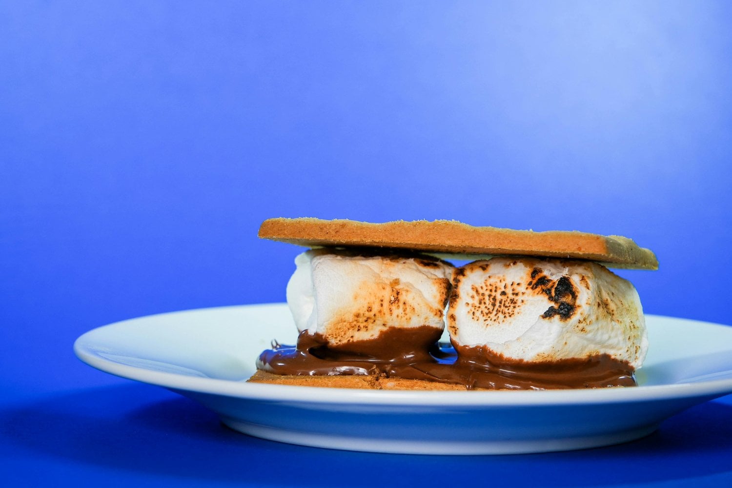 Tu enemigo no está en el plato: está en el postre