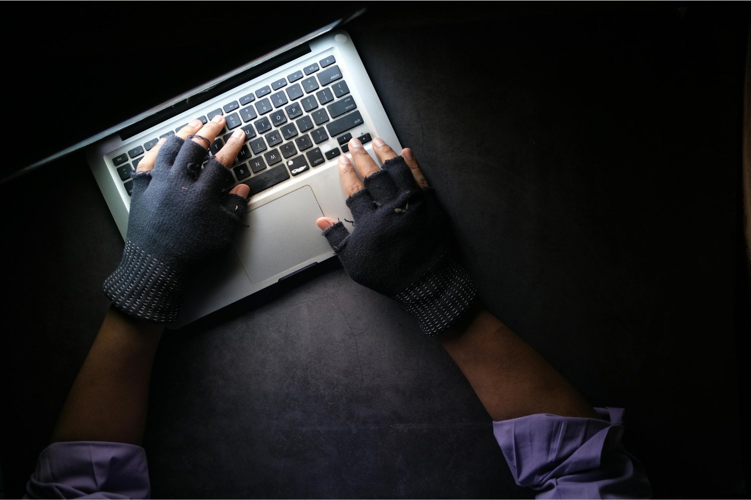 Por qué tu información cae en manos equivocadas: los 5 descuidos que abren la puerta al fraude digital