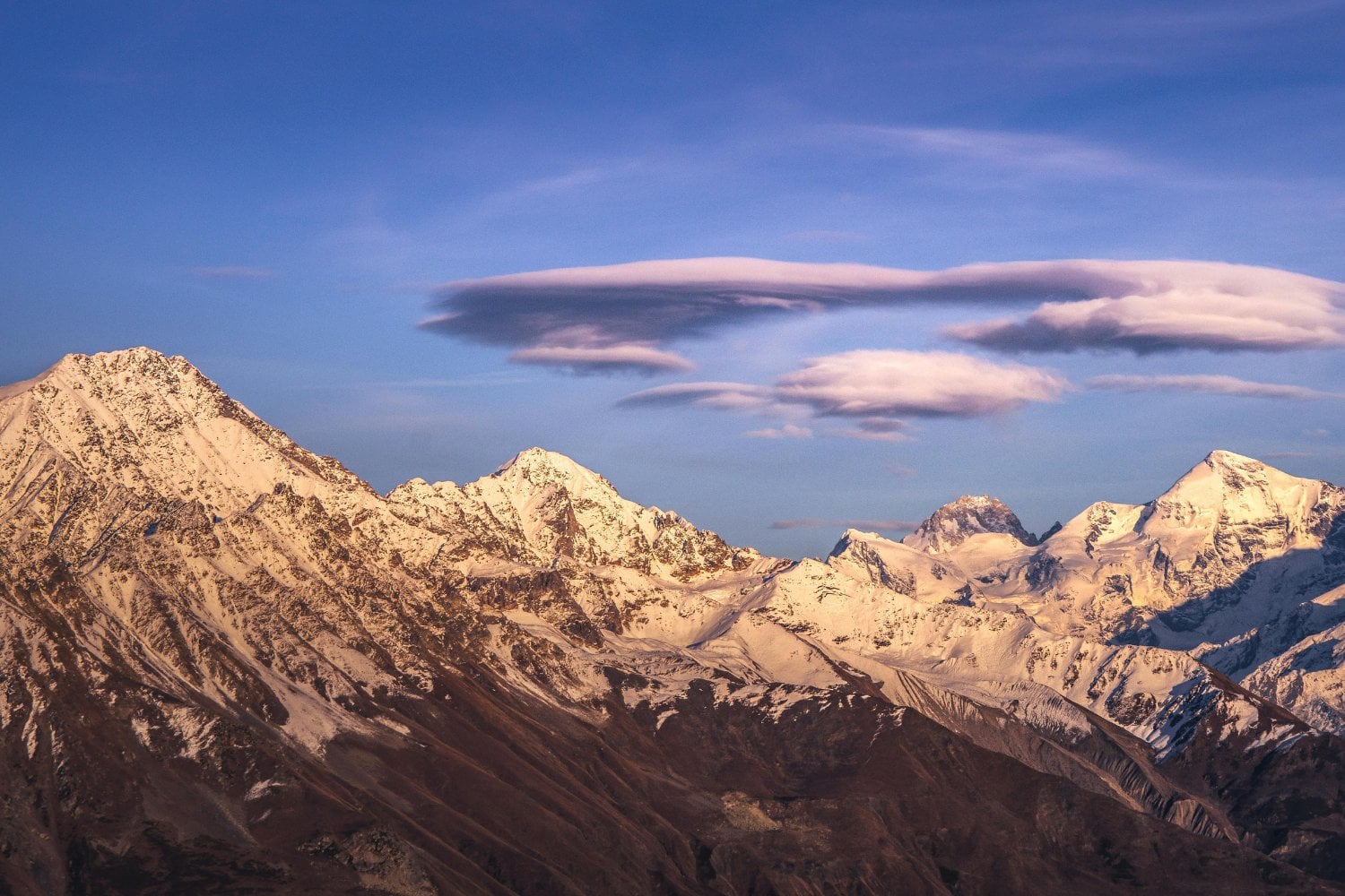 ¿Por qué las montañas no siguen creciendo para siempre? La respuesta sorprende