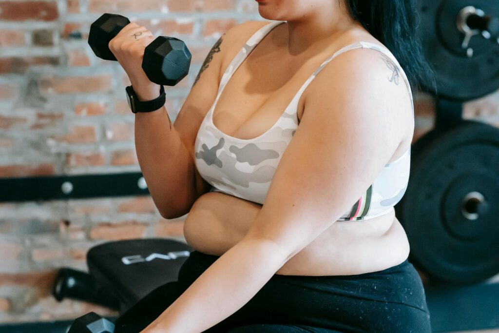 El sorprendente efecto de perder solo unos kilos a mitad de la vida