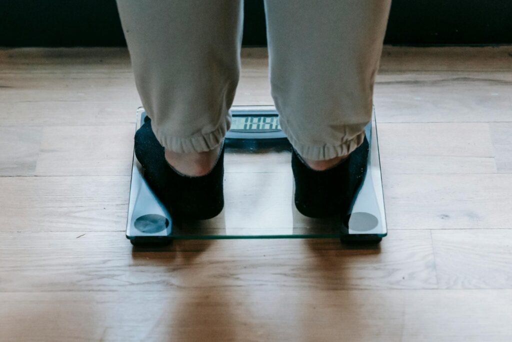 Lo que no se ve en la balanza: el peso oculto que arrastran muchos desde la infancia