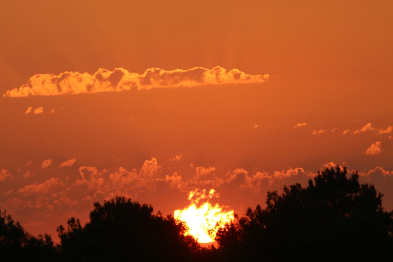 Descubren una tormenta solar tan intensa que parece de ciencia ficción (pero no lo es)