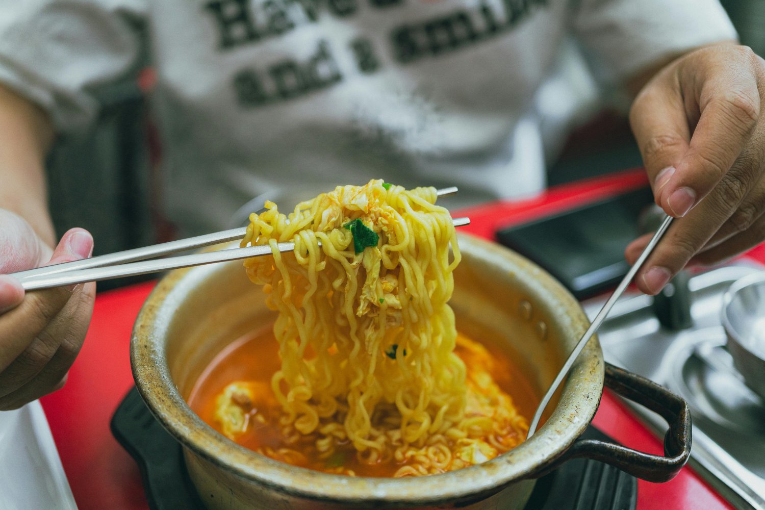 ¿Y si la clave para no comer de más estuviera en una especia ardiente?